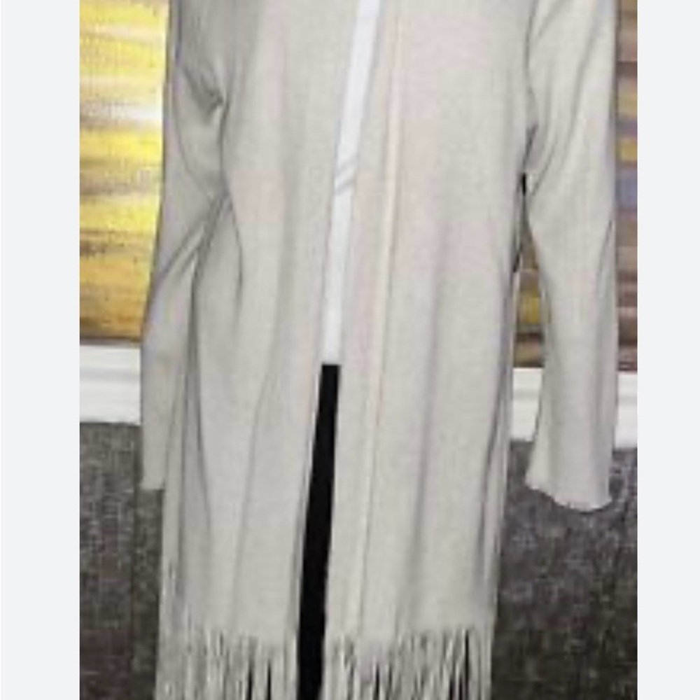 NIC+ZOE Elegant Cream Women's Cape with Fringe